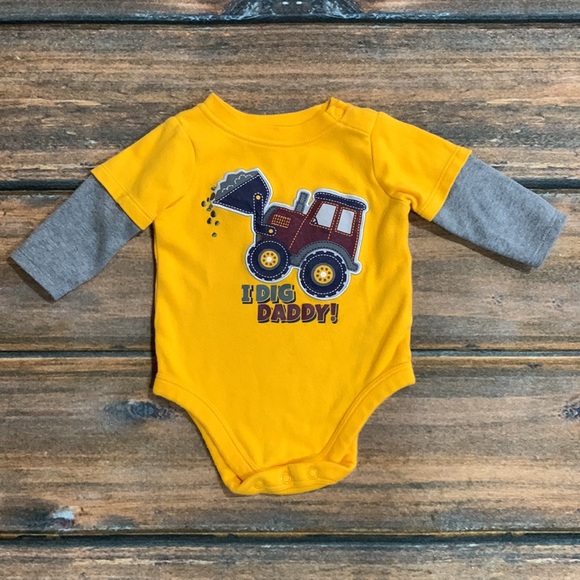 Garanimals 0-3 months boys “I dig daddy” Long Sleeve Bodysuit and Pants - Picture 2 of 8